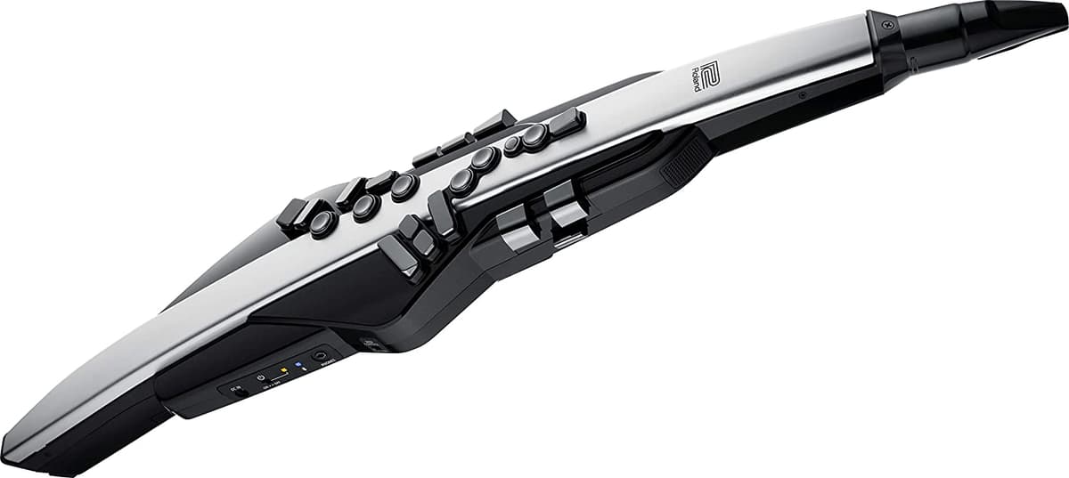 Roland Aerophone Pro Digital Wind Instrumento De Diseño Refinado Profined Componentes Premium Y Motores De Sonido Avanzados Ae-30