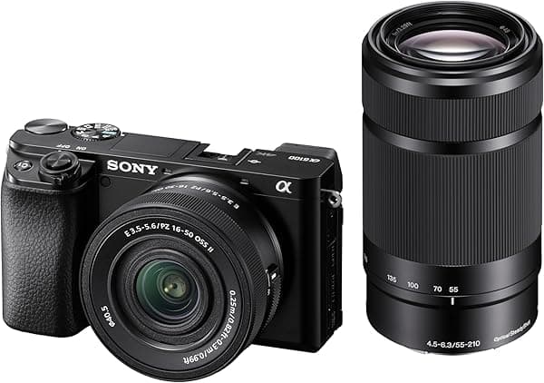 Sony Alpha a6100 c/ Lente 16-50mm + 55-210mm ILCE6100XB