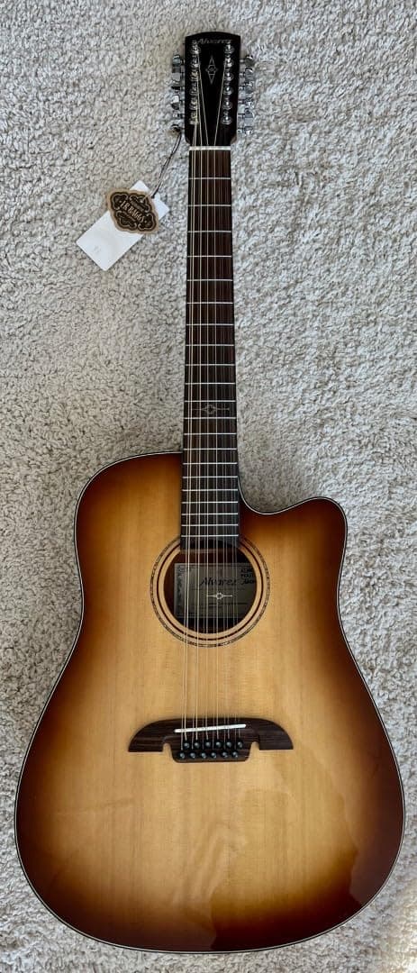 Alvarez AD60ce 12 Cuerdas Guitarra Electroacústica Shadowburst - Cuerpo Dreadnought, Preamp/EQ, Color Shadowburst AD60ce_12-String_Shadowburst