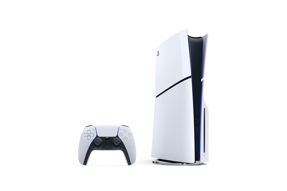 Sony PlayStation 5 (Slim) Consola Renovada Premium | 4K HDR | 825GB SSD | Control DualSense | Wi-Fi | Edición PS5 Slim Renovada