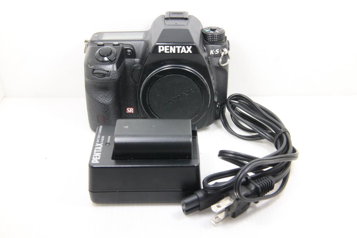 Pentax K-5 Cámara Réflex Digital (DSLR) 16.3MP APS-C, estabilización, video Full HD, cuerpo resistente, compatible con lentes intercambiables Pentax K