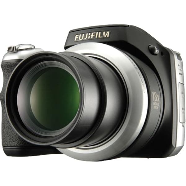 Fujifilm FinePix S8100fd Cámara Digital 10MP, Zoom Óptico 18x Gran Angular, Doble Estabilización de Imagen