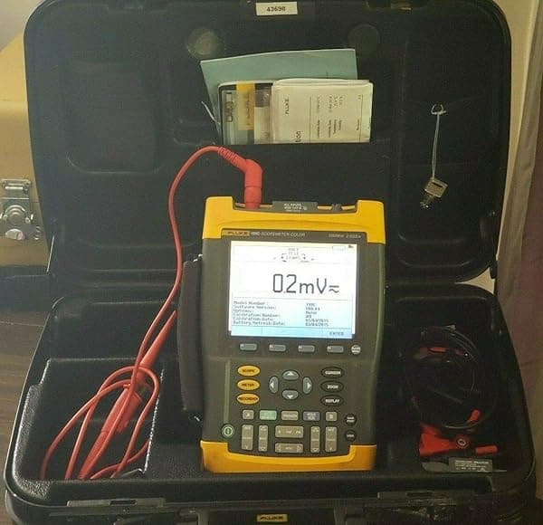 Fluke 199C 199 C 200MHZ Osciloscopio portátil Scopemeter MultiMeter Medidor Probador Equipo de prueba