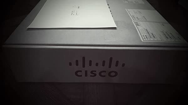Cisco Módulo de expansión - 100M/1G/2.5G/5G/10 Gigabit Ethernet x 4 - para Catalyst 9300