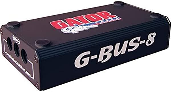 Gator Cases Fuente de alimentación de tablero de pedal de salida múltiple; (8) salidas de 9v y (3) salidas de 18v (G-BUS-8-US)