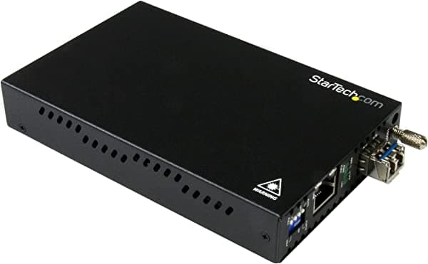 StarTech.com Convertidor de Fibra LC monomodo (SM) para Red 1Gbe - 6.2 mi - Gigabit Ethernet - 1310nm - con Transceptor SFP (ET91000SM10)