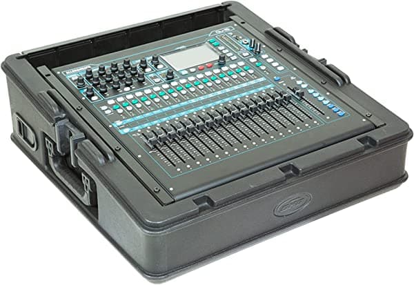 SKB Estuche mezclador inclinado de 10U con tapa dura 1SKB-R100