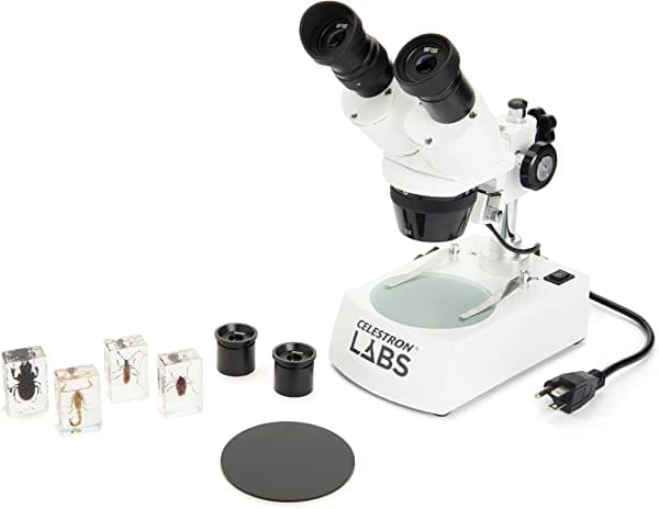 Celestron Labs - Microscopio estéreo binocular - Ampliación de 20-60x - Iluminación LED superior e inferior - Incluye 10 diapositivas preparadas 44208