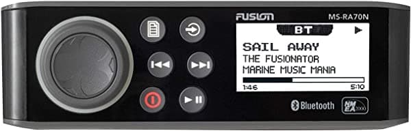 Garmin Fusion MS-RA70N Stereo con 4x50W AM/FM/Bluetooth 2 zonas USB NMEA 2000 Fusion Link Control inalámbrico para aplicación Fusion Link 010-01516-11