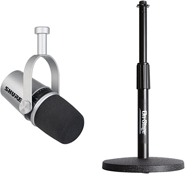 Shure Micrófono USB MV7 + soporte de escritorio en el escenario para podcasting, grabación, transmisión y juegos, salida de auriculares integrada, micrófono dinámico USB/XLR todo metal, tecnología de aislamiento de voz, color plateado