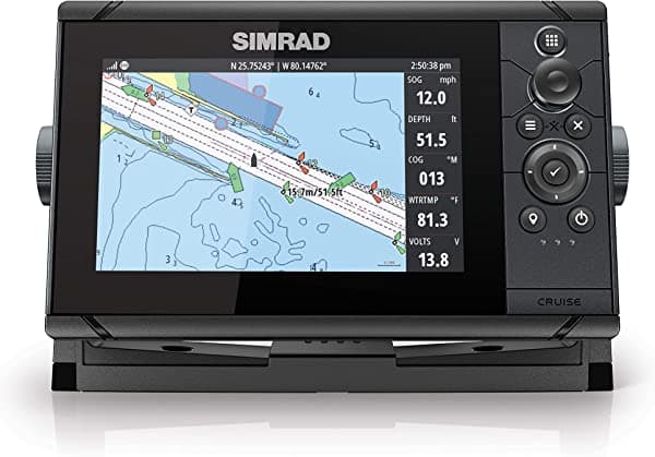 Simrad Plotter GPS Cruise de 7 a 7 pulgadas con transductor 83/200, mapas costeros C-MAP de EE. UU., 000-14996-001