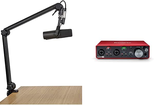 Gator Frameworks Soporte de micrófono de difusión de lujo montado en escritorio para podcasts, grabación y enfoque Scarlett 2i2 interfaz de audio USB de 3ª generación para grabación, escritura de canciones, transmisión y podcasting
