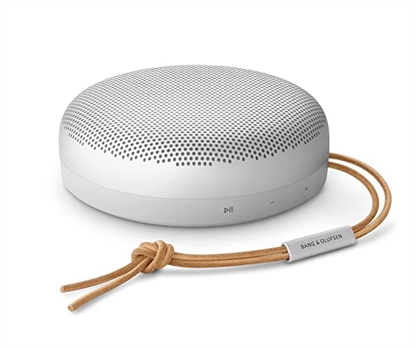 Bang & Olufsen Beosound A1 (2ª generación) Altavoz Bluetooth inalámbrico portátil impermeable con micrófono, niebla gris 1734001