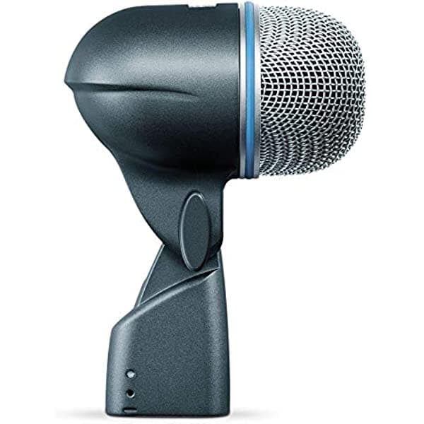 Shure BETA 52A - Micrófono para Bombo, Dinámico Supercardioide con Elemento de Neodimio de Alta Salida, Adaptador para Soporte con Bloqueo, Rejilla de Acero Duradera y Montura Antichoque