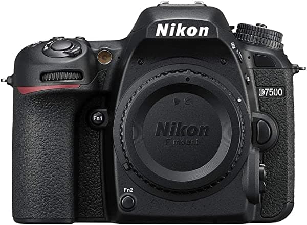 Amazon Renewed Nikon D7500 20.9MP Formato DX Wi-Fi 4K Cámara Réflex Digital Cuerpo (reacondicionado) CRTNKD7500RB