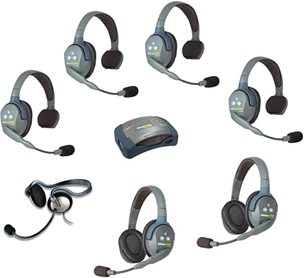 Eartec Ultralite Hub Con 7 Sistema De Persona Con 4 Individual Auriculares 2 Doble Auriculares Y 7 A Auricular Elección HUB 7-42MON