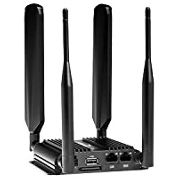 Cradlepoint Netcloud Essentials De 1 Año Para Routers Iot Con Soporte Y Router Ibr600B Con Wifi (Módem Lp4) IBR600B-LP4-bundle