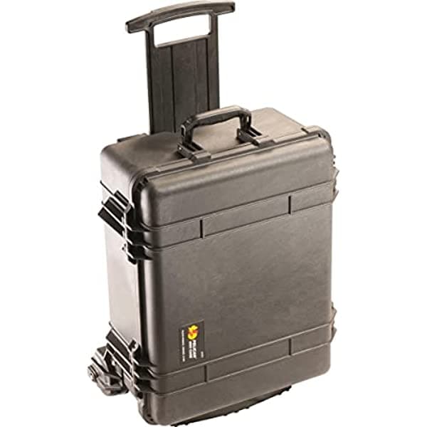Pelican 1560 Maleta Estanca Negra con Espuma, Protección Impermeable y Resistente 015600-0009-110