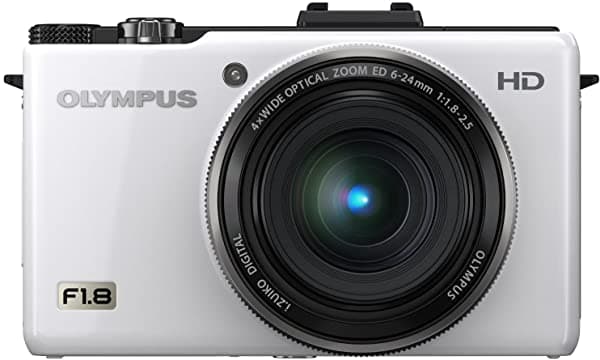 Olympus Xz-1 10 Mp Digital Cámara Con Lente F1.8 Y Monitor Oled De 3 Pulgadas (Blanco) (Modelo Antiguo) 228005