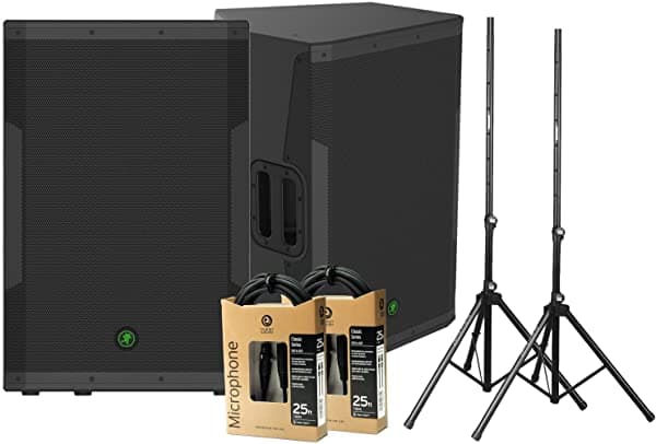 2 Mackie Srm650 Potenciados Parlantes 1600 Vatios 1X15 2 Stands Y 2 Xlr Cables SRM650 BUNDLE