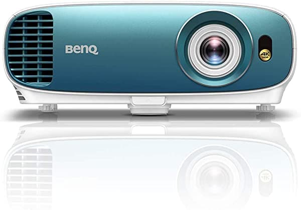 BenQ TK800 Proyector 4K UHD Home Theater con HDR, 3000 lúmenes para luz ambiental, 92% Rec. 709, corrección Keystone