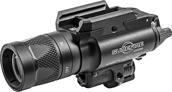Luz Led Para Armas Con Mira Láser Integrada Surefire X400 Ultra Series Lente Tir Negro X400V-B-IRC