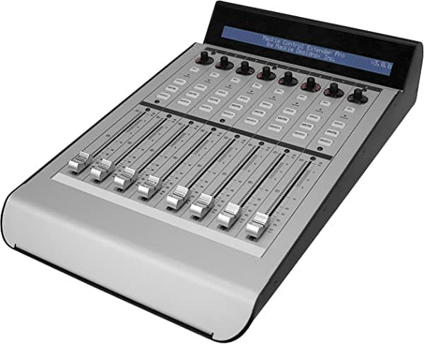 Mackie MC Extender Pro Superficie de Control de 8 Canales para Producción de Audio