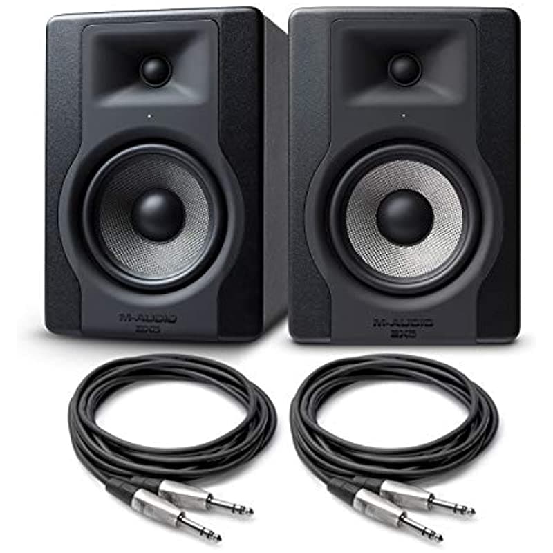 M-Audio Monitores De Estudio Activos Bx5 D3 De 2 Vías De 5 Pulgadas Para Producción/Mezcla De Música (Par) Y Cables De Interconexión Equilibrados Trs De 5 Pies 1/4 Pulgadas A 1/4 Pulgadas (Par).