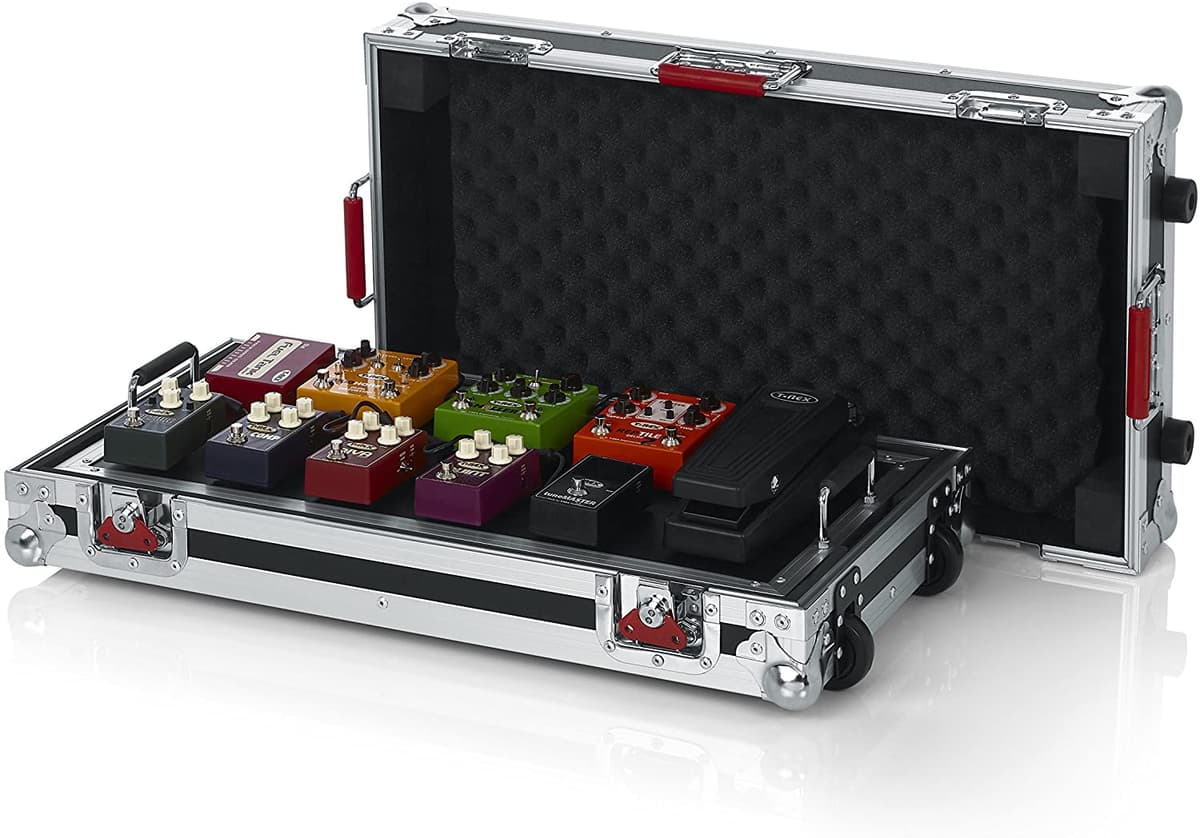 Gator Cases G-Tour Series ATA Road Case para pedalera de guitarra con ruedas y manija; Grande: 24 x 11 G-TOUR PEDALBOARD-LGW Negro