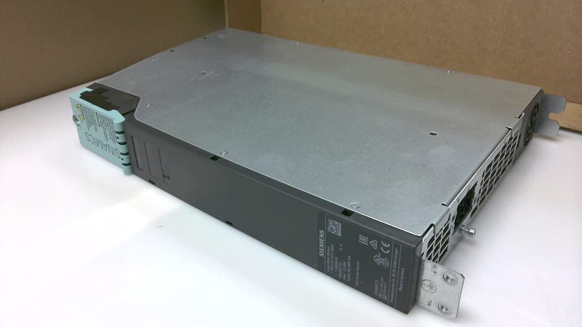 Siemens 6SL3120-1TE21-8AA4 Sinamics S120 Single Motor Module