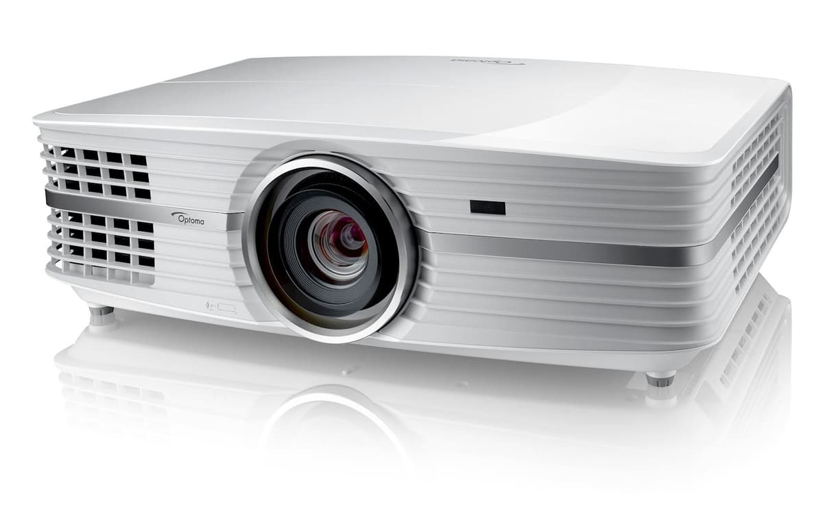 Optoma UHD60 Proyector 4K Ultra HD 2160p, 3000 ANSI lúmenes, zoom 1.6x, HDMI/MHL/VGA, RS-232, Brown Box (AFFUHD60 E1P0A005E1Z1)