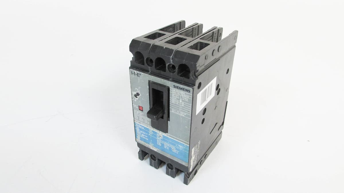 SIEMENS Sentron ED43B125 - Interruptor Automático Termomagnético 3 Polos 125A 480V, Breaker Industrial, Código de Parte ED43B125