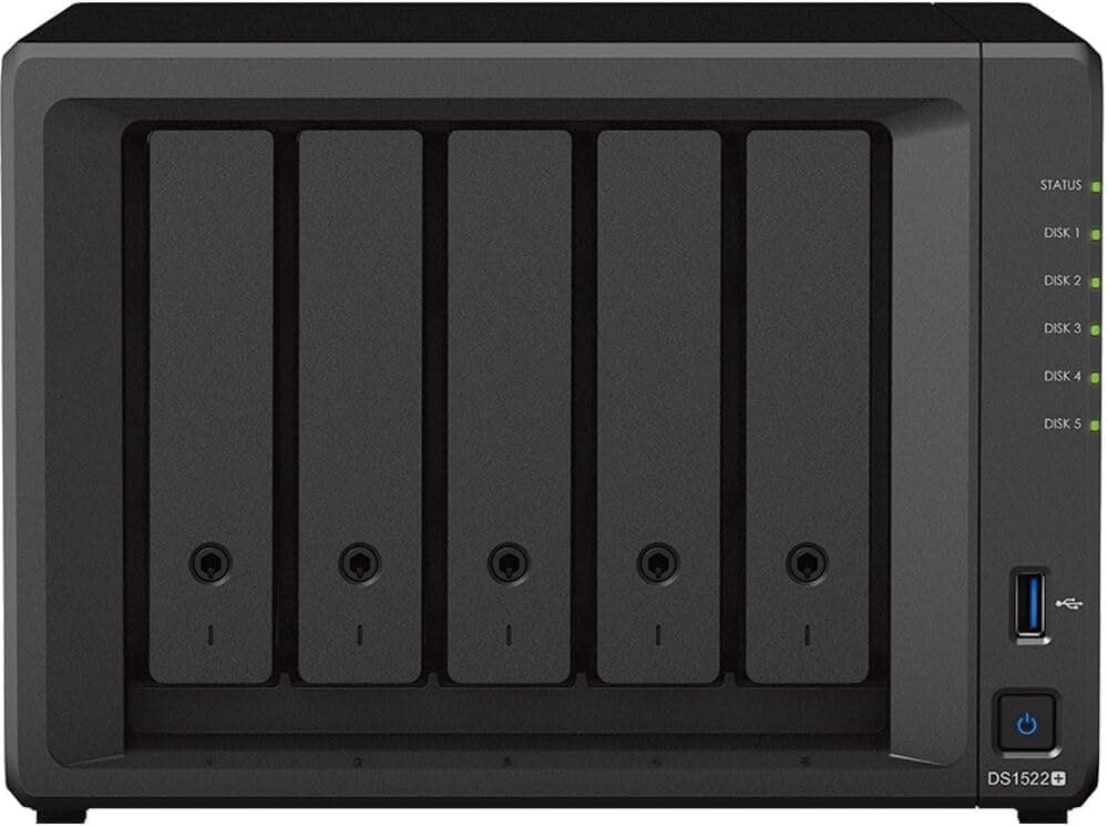 Synology DiskStation DS1522+ NAS, CPU Ryzen 2.6GHz, 32GB RAM, 5TB SSD, 1TB M.2 NVMe, 4 Puertos LAN 1GbE, Sistema DSM