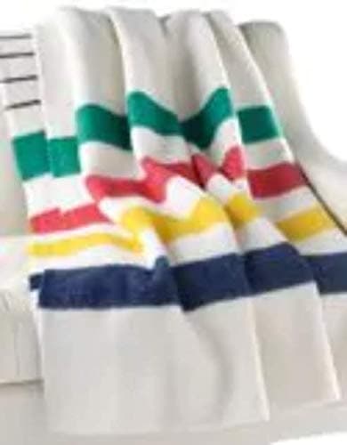 Hudson's Bay 90 x 100 in Manta Queen 6 Point, Natural/Multi Stripe 1019652