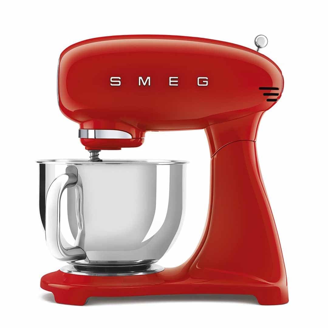 SMEG SMF03 Batidora de Pie - Batidora de Cabezal Basculante de 5 Qt con Tazón de Acero Inoxidable, 10 Velocidades, Estilo Retro de los Años 50 - Rojo SMF03RDUS