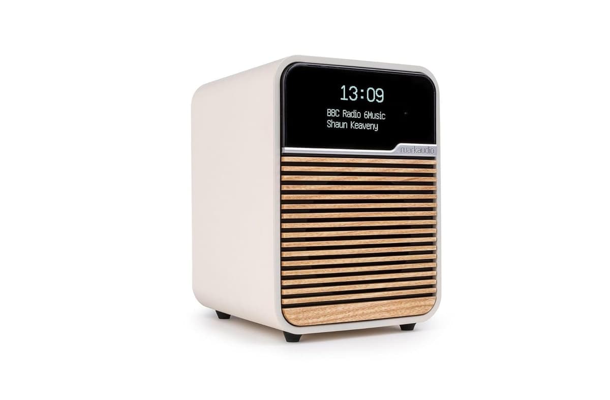 Ruark Audio R1 MK4 Radio Bluetooth DAB FM (Crema Claro) 5060637250082