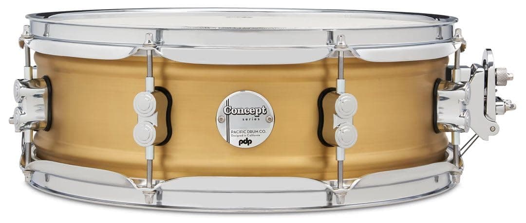 Pacific Drums PDP Serie Concept 5x14 Caja 1 mm Latón Satinado Natural Cepillado con Herrajes Cromados PDSN0514NBBC