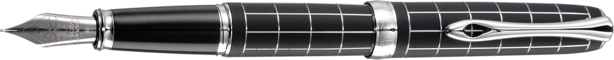Diplomat A Plus Rhomb Guilloche Pluma fuente con plumín de acero, Lapis Black D40101025