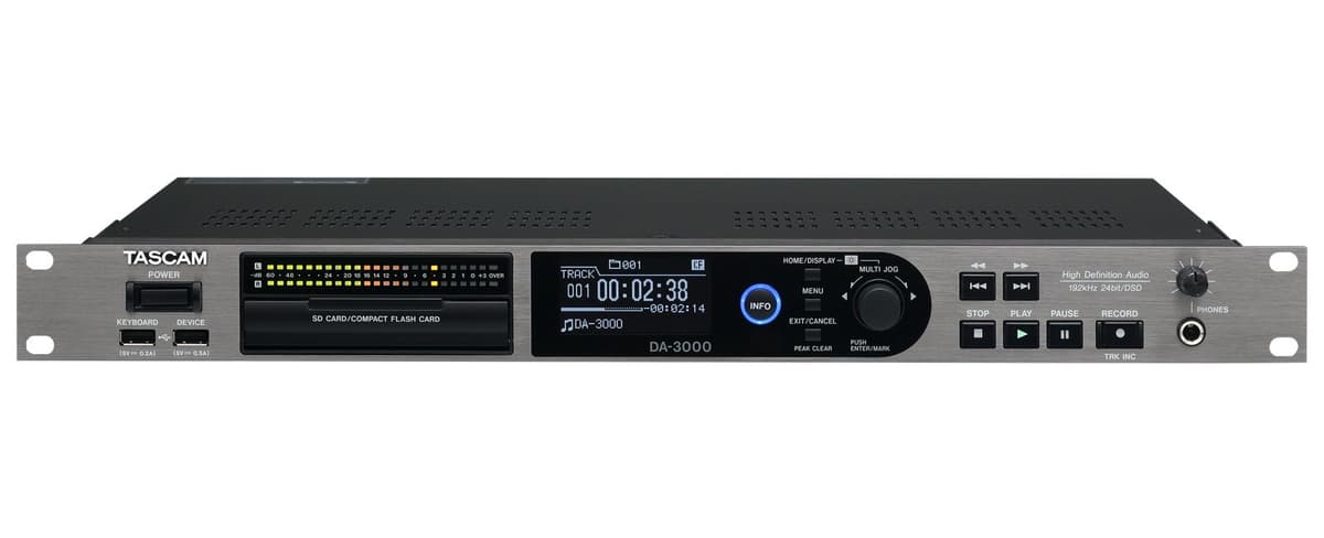 Tascam DA-3000 Grabador maestro estéreo y convertidor AD/DA