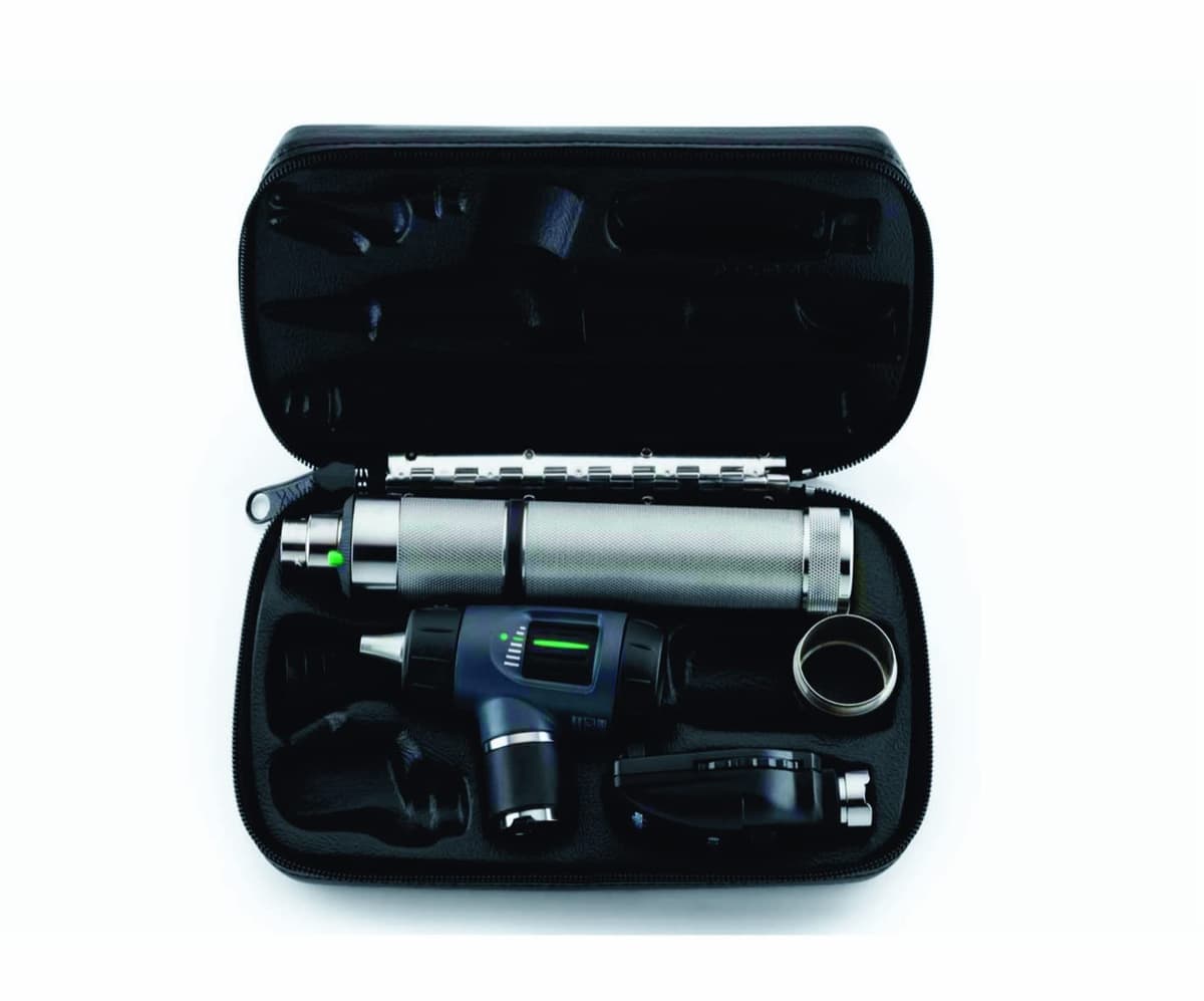 Welch Allyn 97-MDS-CMN Juego diagnóstico estándar con oftalmoscopio coaxial, otoscopio MacroView y mango recargable NiCd