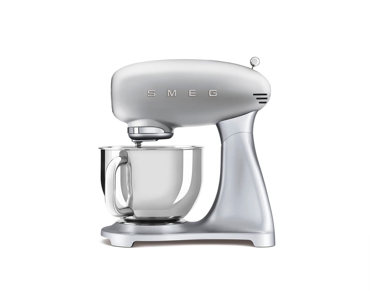 Smeg Batidora de pedestal retro plateada estilo años 50 SMF02SVUS
