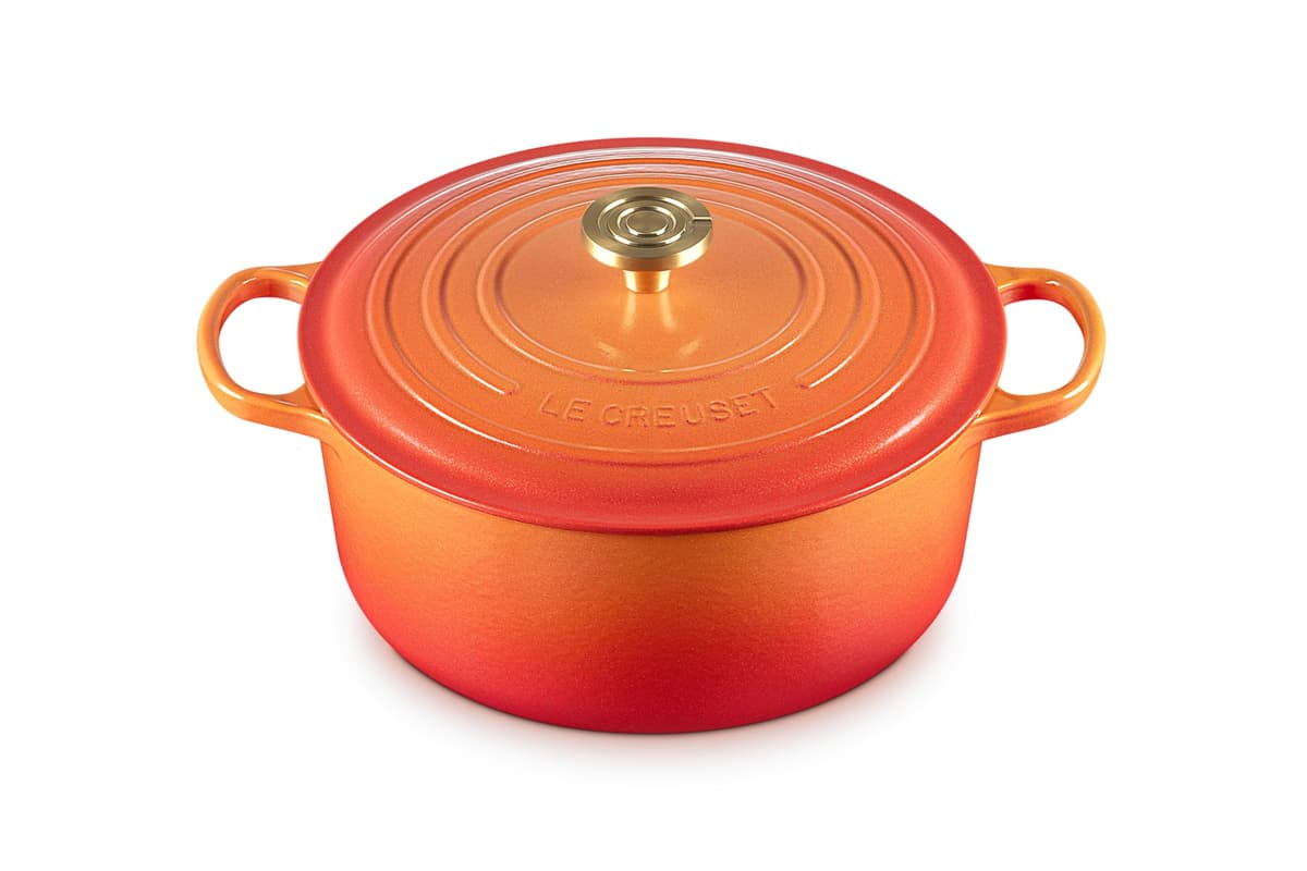 Le Creuset Olla Holandesa Redonda Esmaltada Signature 7.25 qt. Flamme Doree con Perilla Crucible 21177028183471