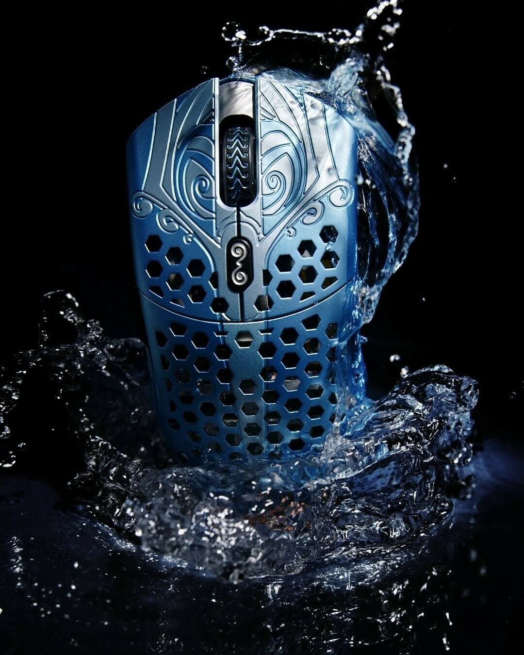 Finalmouse Starlight-12 Poseidon Pequeño
