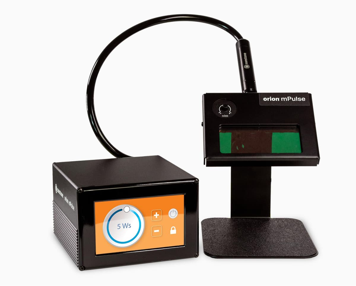 Permanent Jewelry Welder Sunstone Orion mPulse 30, Soldador por arco de pulso con pantalla táctil Orion mPulse 30 with basic ADL