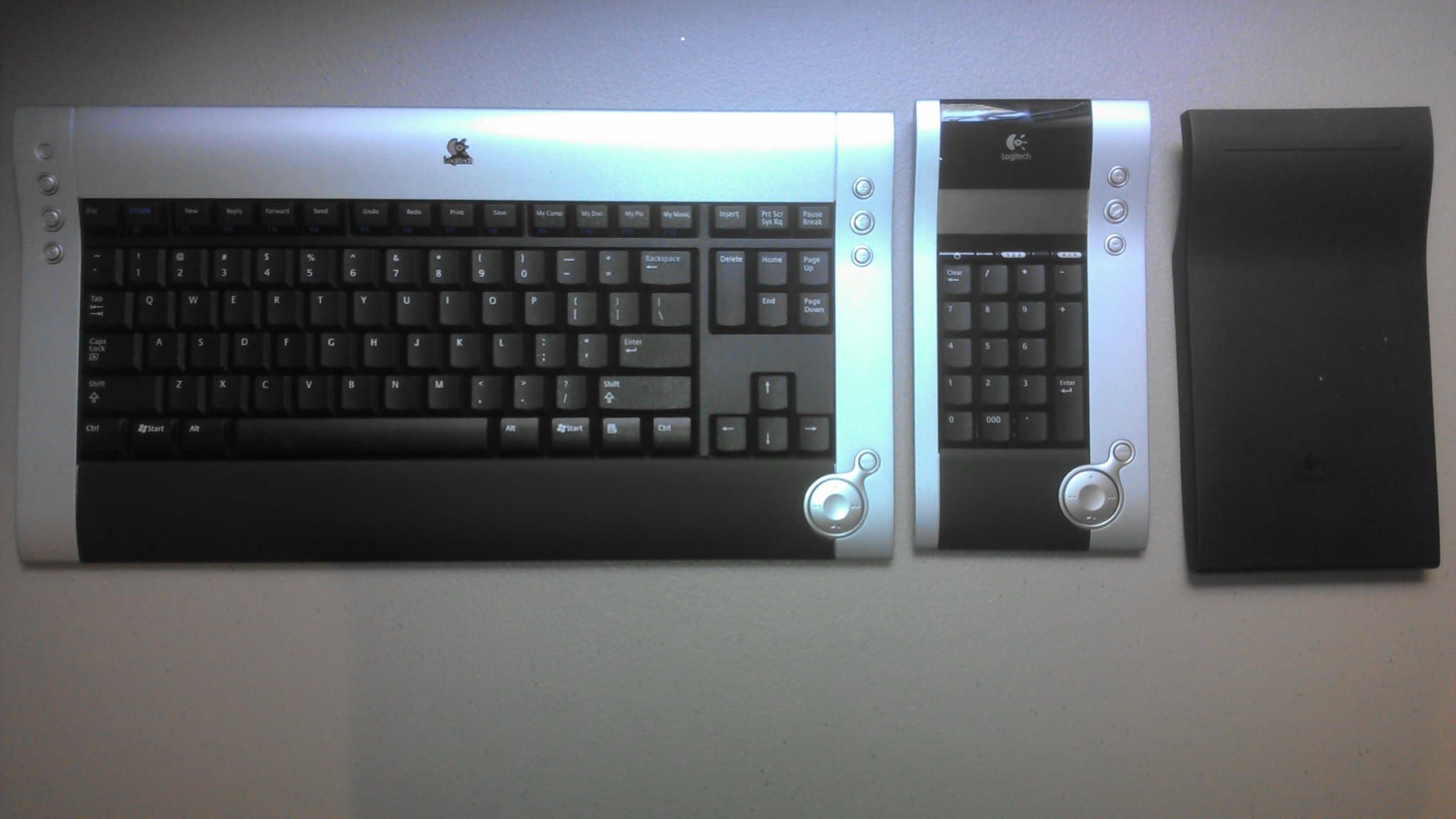 Teclado de Escritorio Inalámbrico Bluetooth Logitech diNovo (PC con Windows) 967312-0403