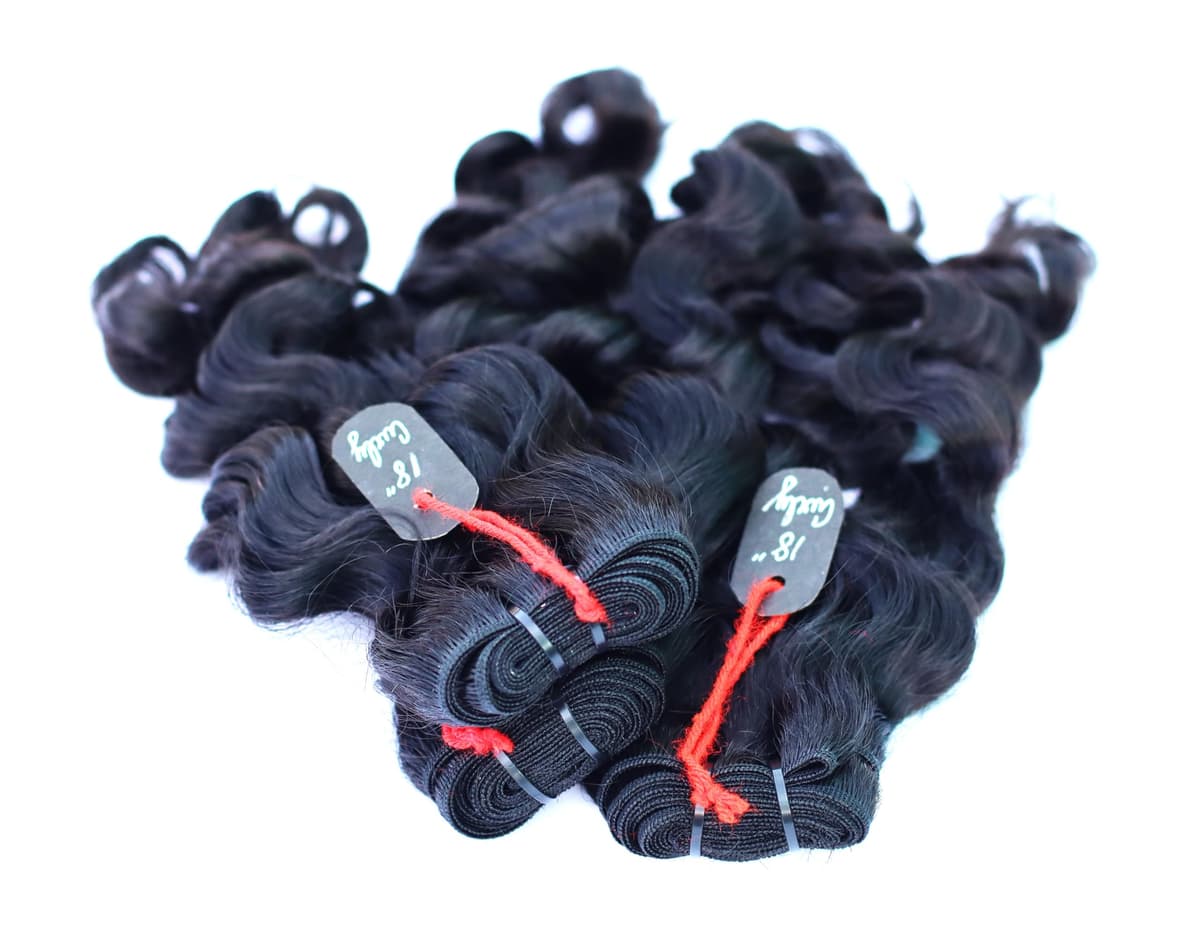 IDM 18” Curly 3 bundles - Cabello rizado virgen indio, doble weft, single donor