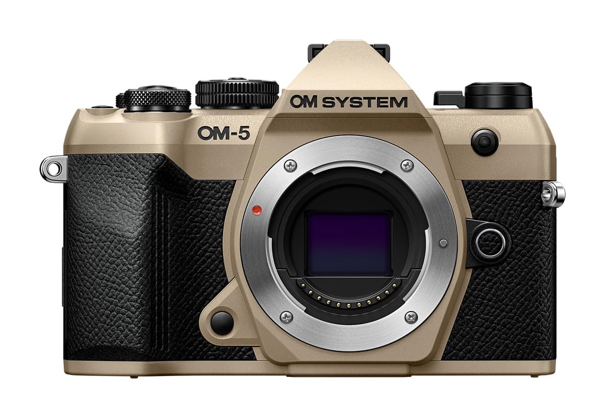 OM SYSTEM OM-5 Mark II Body Sand Beige - Cámara Mirrorless Compacta, Ligera y Resistente, 4K V210070MU000
