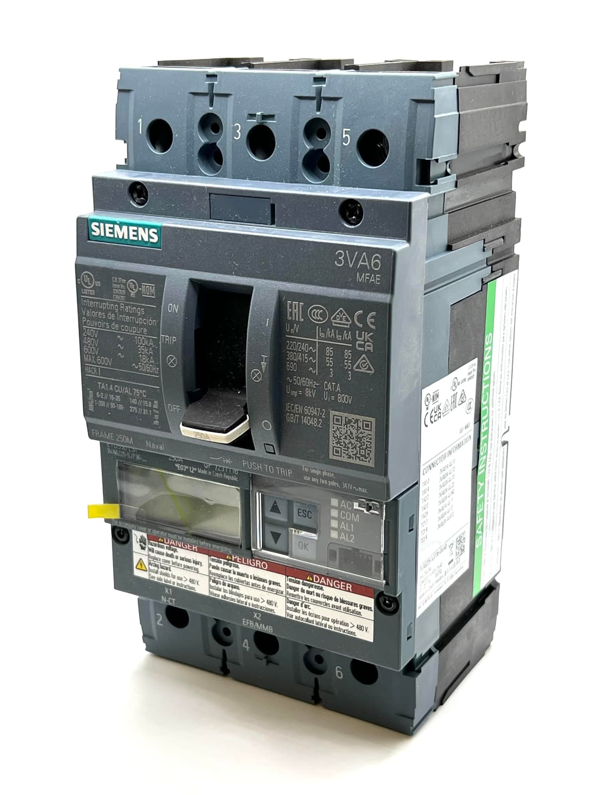 Siemens 3VA6225-5JP36-0AA0 3 polos 250A 600V feed-thru