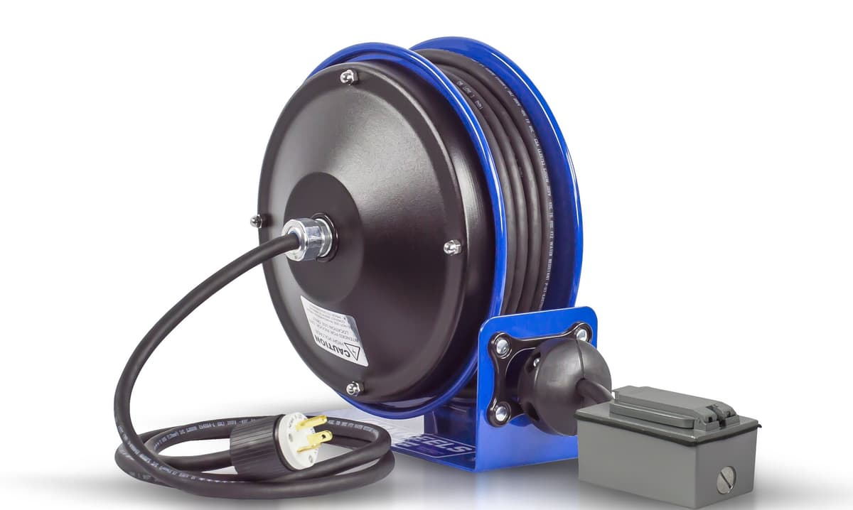 Coxreels PC10-3012-F Compacto y Eficiente Carrete de Cable de Alimentación de Servicio Pesado de 30' | Carrete Retráctil Ligero para Garaje | Carrete de Cable Eléctrico | 12 AWG | Receptáculo Dúplex