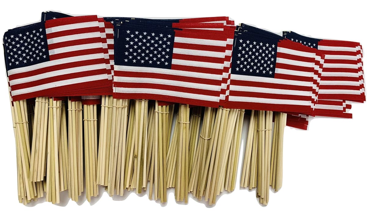 WINDSTRONG Banderas de Mano Tipo Palo de 4x6 Pulgadas EE. UU. sin Punta en Dowel de 10 Pulgadas para Escuelas y Negocios Hechas en EE. UU. (2000)
